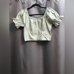 Sim&Sam short sleeve crop top with ruching size medium
